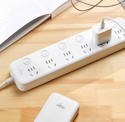 동일하기를 거부하십시오!